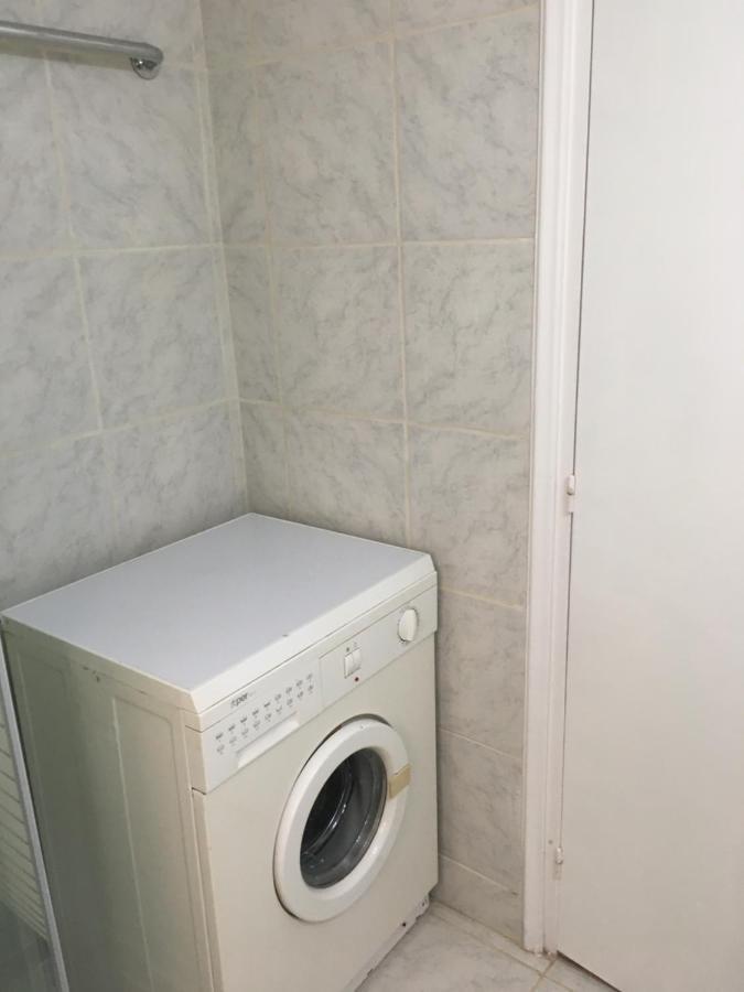 Larnaca Beach Apartment 1A ภายนอก รูปภาพ