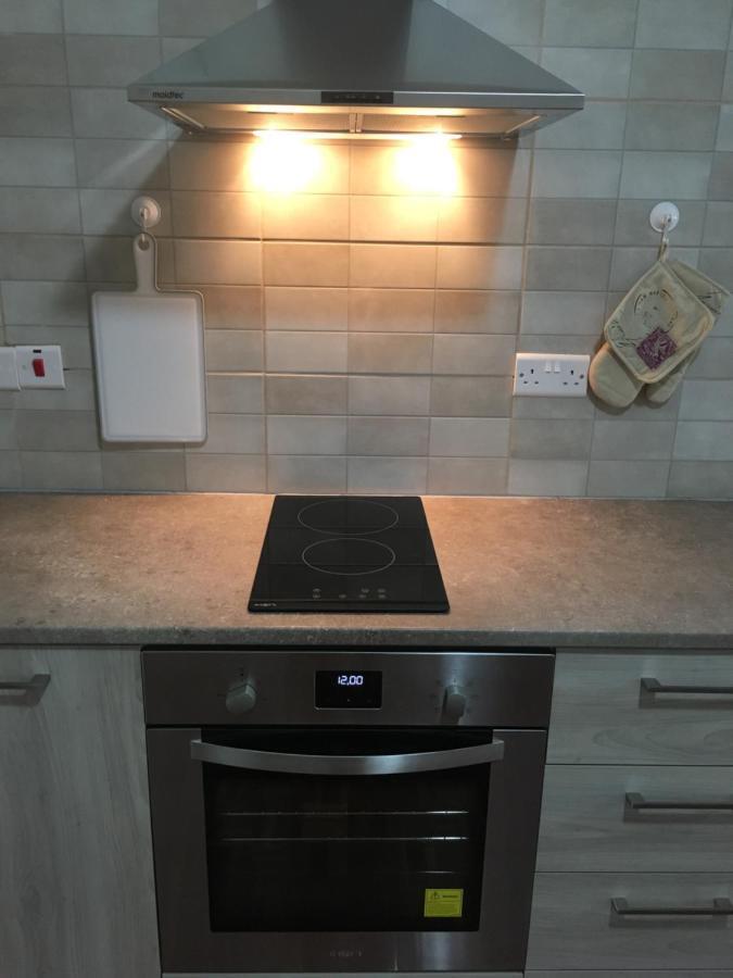 Larnaca Beach Apartment 1A ภายนอก รูปภาพ