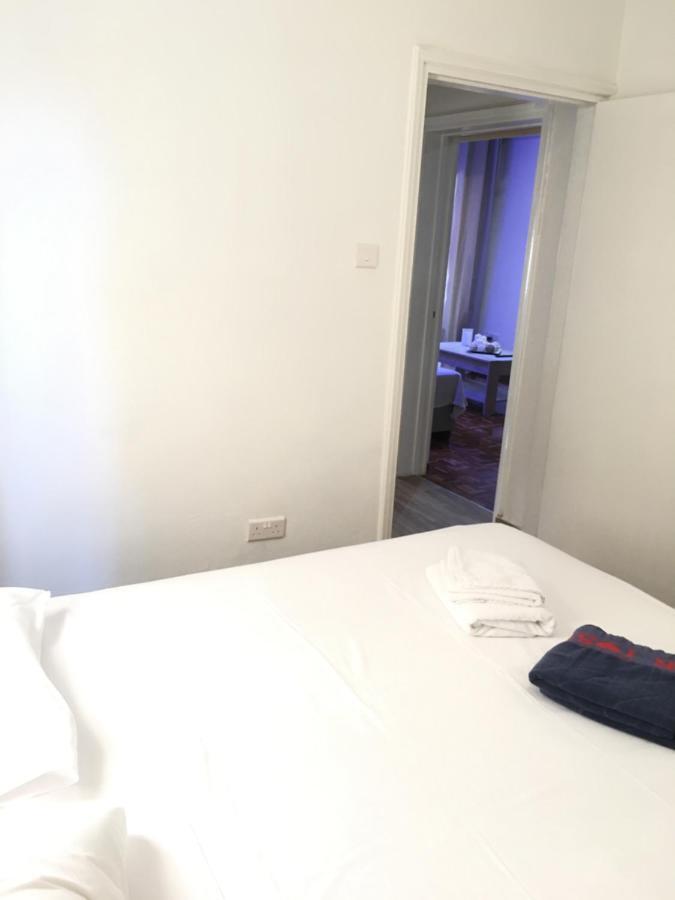 Larnaca Beach Apartment 1A ภายนอก รูปภาพ